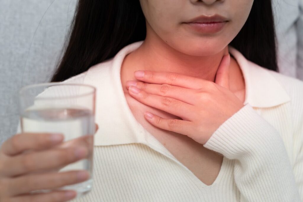 聲帶長繭是什麼？症狀、職業高風險群與「語言治療」的重要性